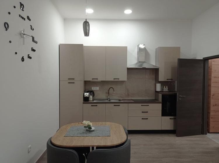 リエカApartman Cezarアパートメント エクステリア 写真